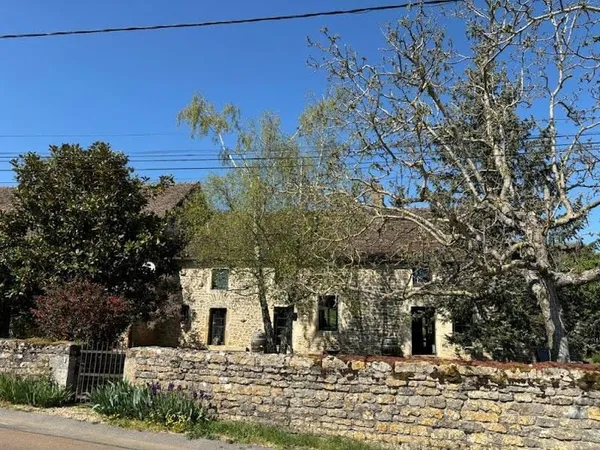 Propriété 9 pièces 306 m²
