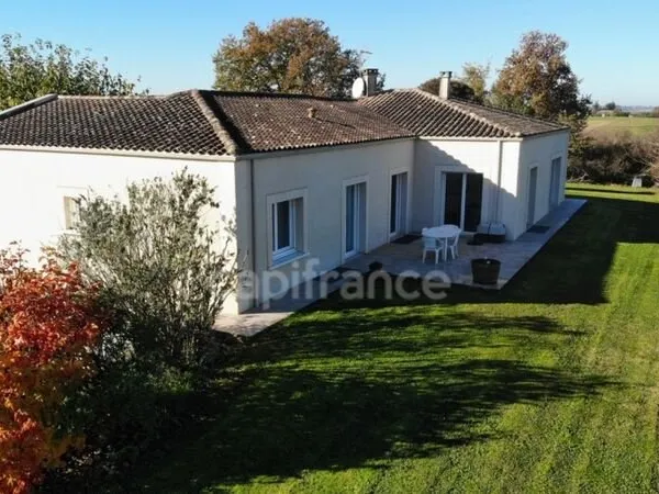 Maison de 188m2 avec vue panoramique, 4 chambres, garage, sous-sol à SAINT PIERRE SUR DROPT