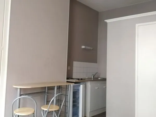 Loue STUDIO Abbeville toutes charges comprises