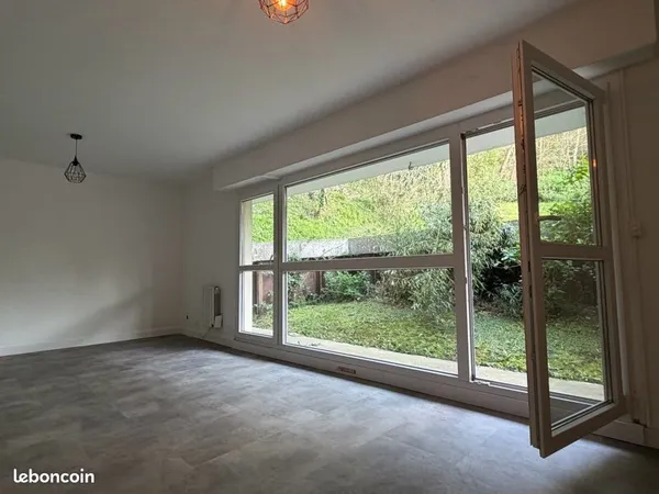 Appartement 32 m2 avec jardin