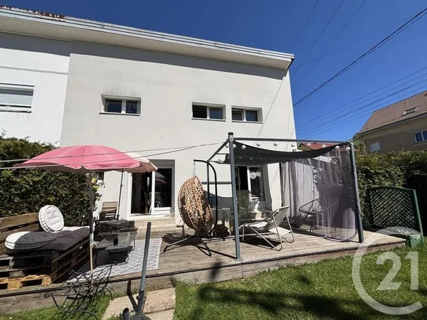Maison 5 pièces 104 m²
