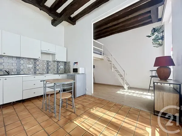 Studio 1 pièce 25 m²