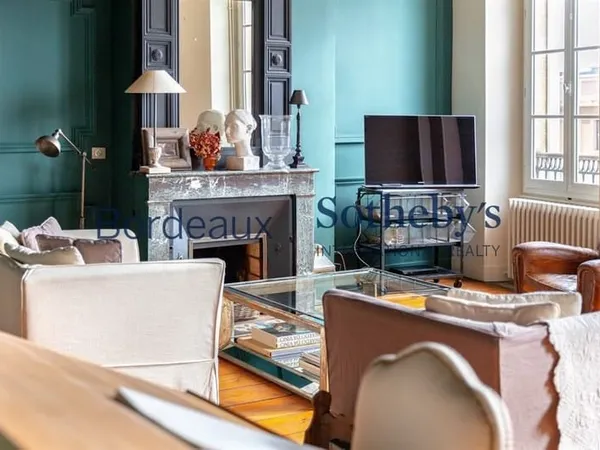 Chartrons Appartement D'exception Avec Vues Sur La Garonne Et