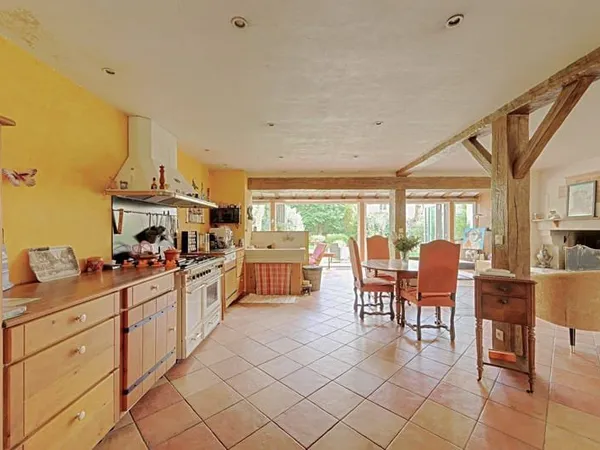 Maison 6 pièces 165 m²