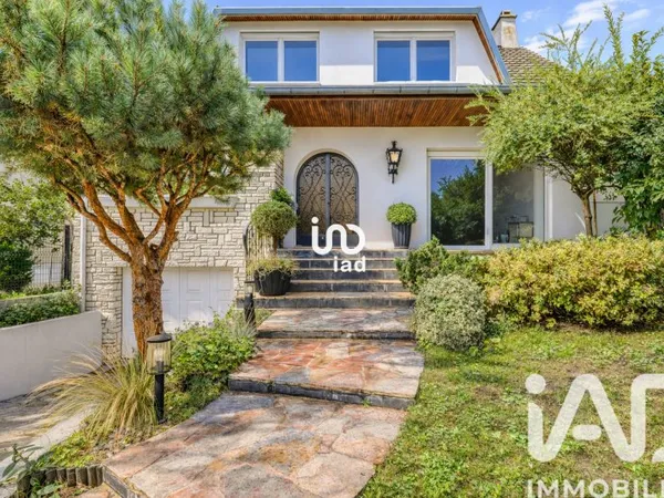 Maison 7 pièces 140 m²