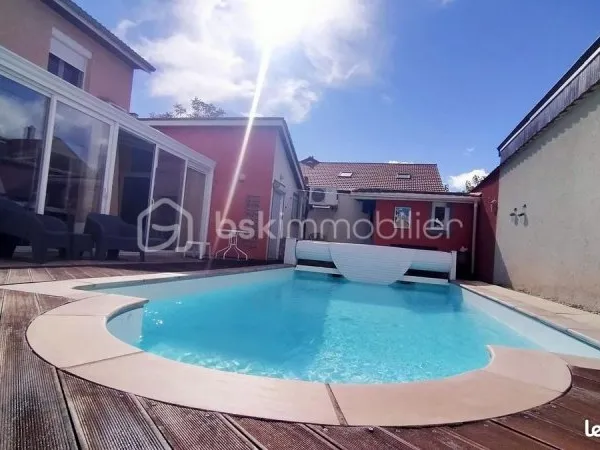 Maison de ville 6 pièces 145 m²