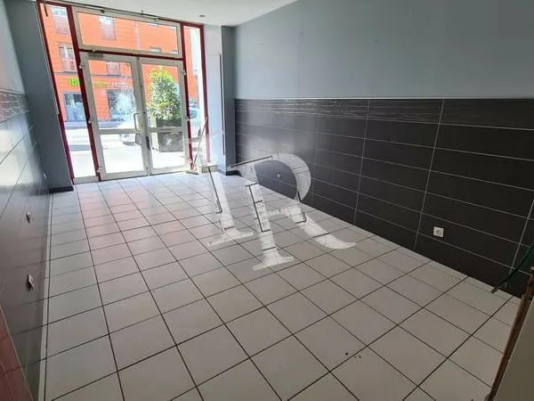 Local commercial 106m² - Le Puy-en-Velay