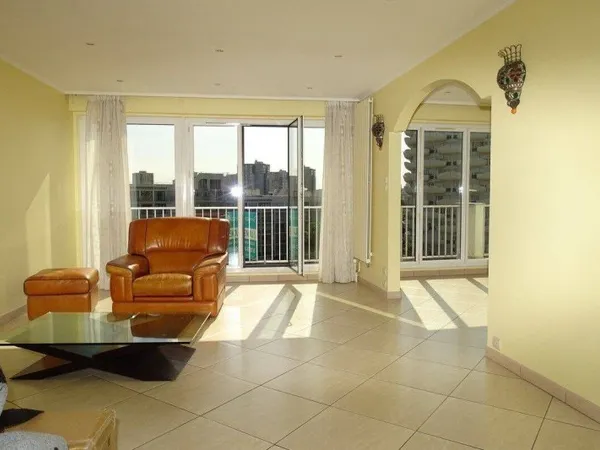 Appartement 5 pièces 104 m²
