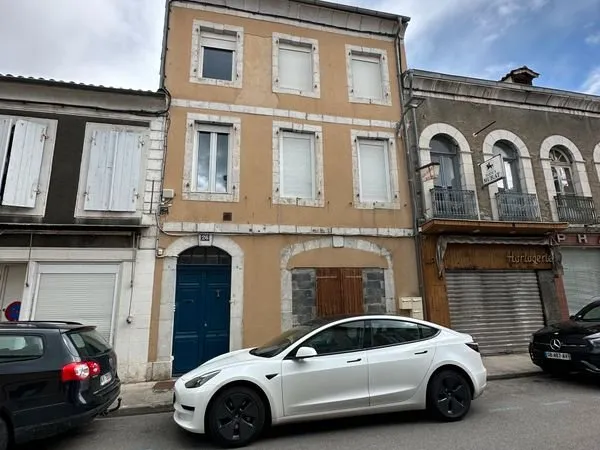 Immeuble 10 pièces 165 m²