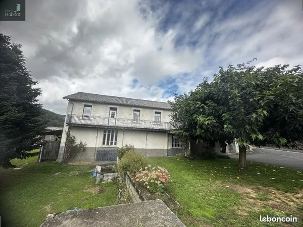 Maison 11 pièces 165 m²