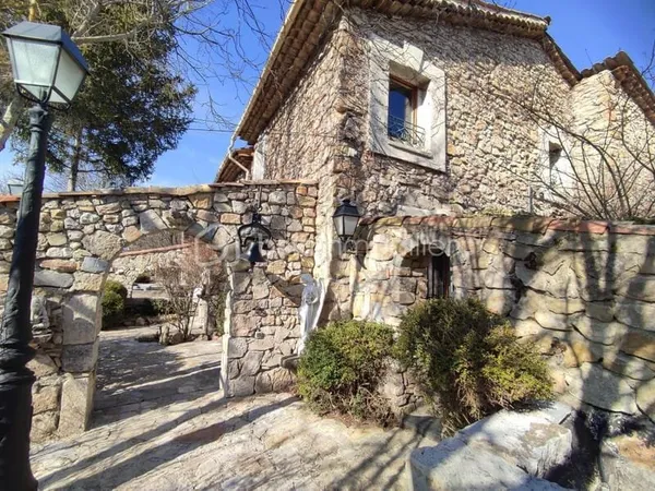 Superbe bastide du XVIIIe siècle - Domaine de charme avec chambres d'hôtes, gîte et restaurant d'été