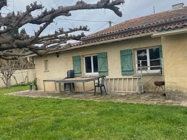 Maison traditionnelle de plain-pied ? 149 m² sur terrain de 990 m²