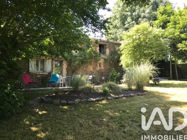 Maison 8 pièces 180 m²