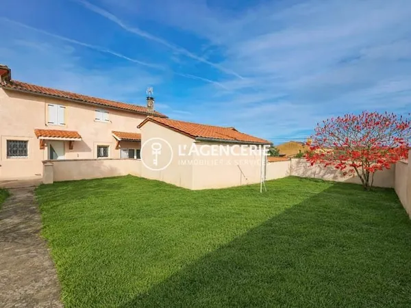 Maison 5 pièces 160 m²