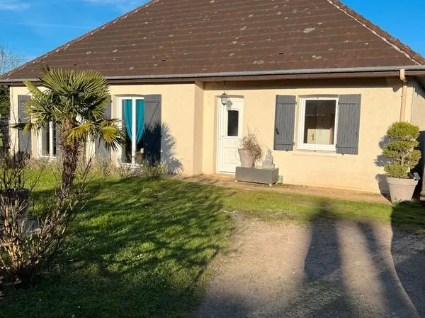 Maison 5 pieces + 2 chalets bois