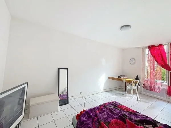 Idéal investisseur - T1 vendu loué à Bordeaux (33300)