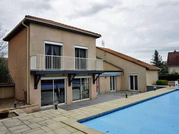 Grande maison 9 chambres proche Paray le Monial