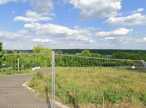Terrain 794 m²