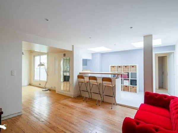 Appartement 2 pièces 74 m²