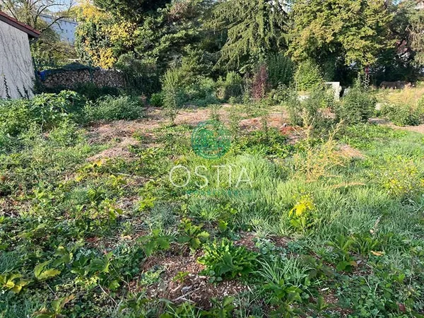 Terrain 570 m²