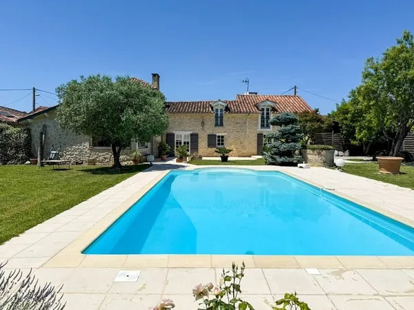 Maison de caractère