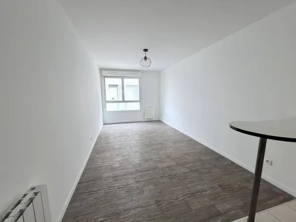 Studio 1 pièce 27 m²