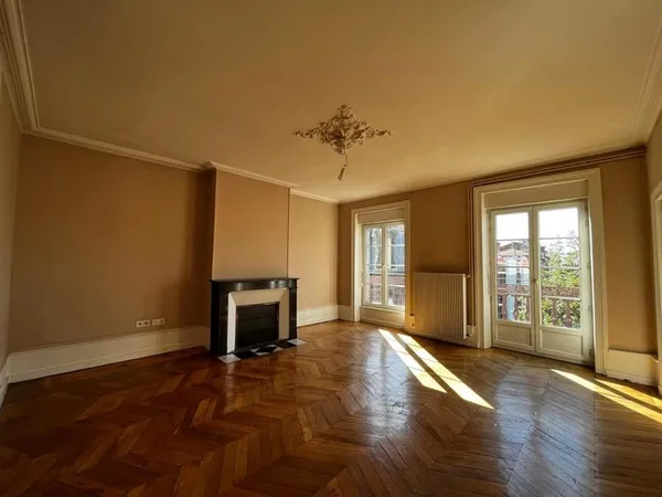 Appartement 5 pièces 130 m²