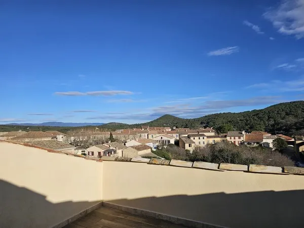 APPARTEMENT RENOVE 91 m2 TYPE 3 AVEC TERRASSE Vue dominante