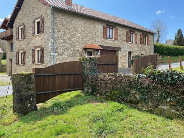 Maison de campagne en pierre