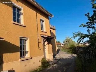 Maison a louer a brullioles (69)