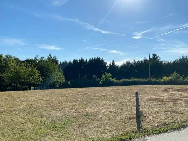 Terrain non constructible - 2 074 m² - SAINT MAIXENT