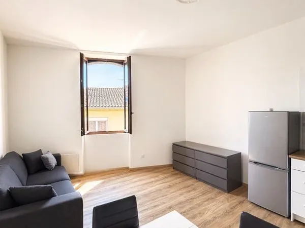 Appartement T2 refait à neuf