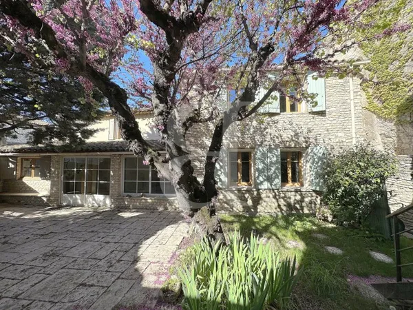 Maison 5 pièces 136 m²