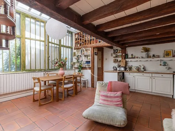 EXCLUSIVITÉ : Atelier d'Artiste - Esprit Loft & Verrière - Abbesses / Montmartre