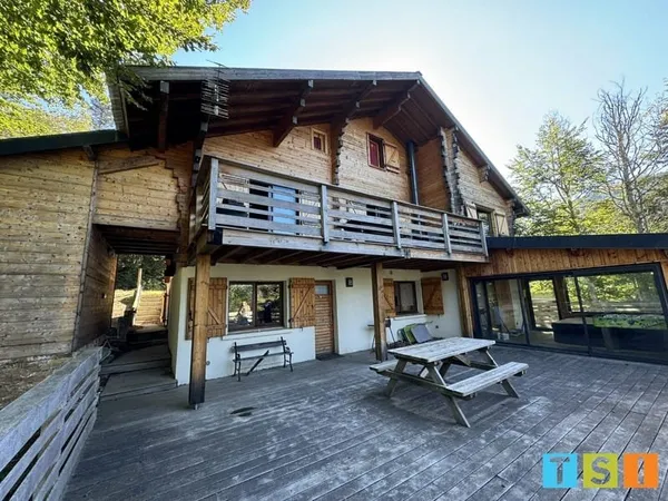 Maison Vente Boutx 11p 187m² 368400€