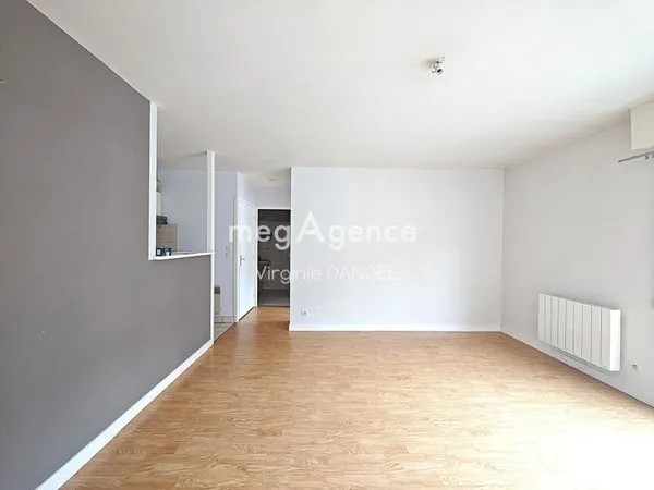 APPARTEMENT T2 Parking sécurisé et cave
