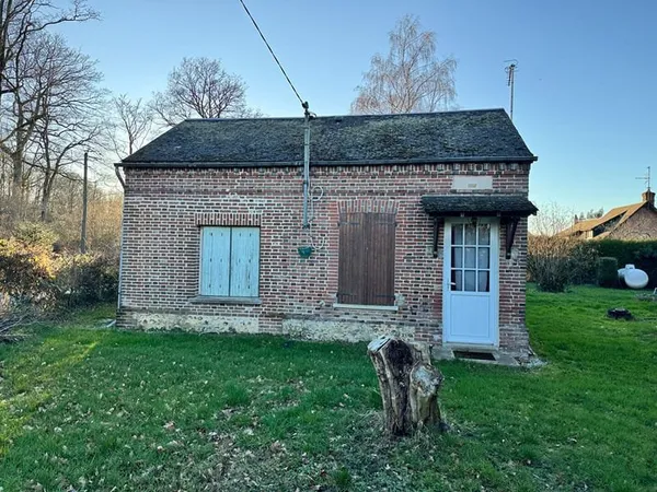 PETITE MAISON DE PAYS 2 pièces + véranda