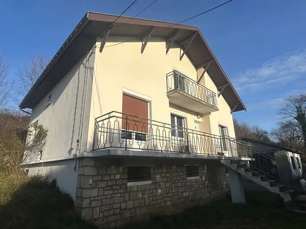 Maison WASSY 3 chambres + dépendance