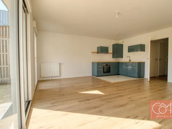 À VENDRE EN EXCLUSIVITE CHEZ CÔME IMMOBILIER - TYPE 3 de 60m² - PARKING - CELLIERS - TERRASSE EXPO S