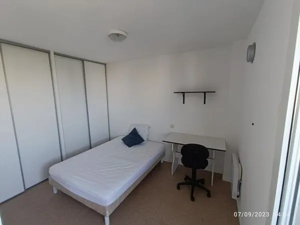 Studio 1 pièce 28 m²
