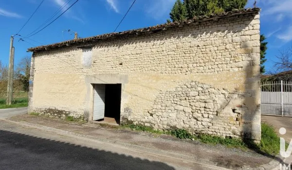 Maison 1 pièce 93 m²