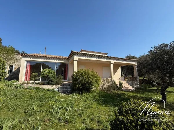 VILLA T5 AVEC STUDIO GARAGE ET MAZET SUR UN TERRAIN DE 2657