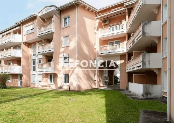 UNIQUE, PENTHOUSE EN DUPLEX DE TYPE T6 de 245m2, BALCONS, TERRASSES, CHEMINEE, CLIMATISATION, ALARME