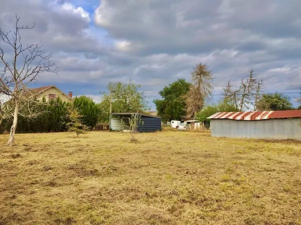 Terrain constructible 1969 m²
