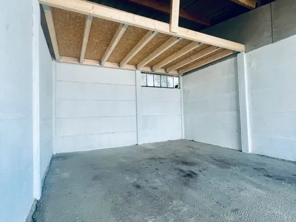 Garage 17m2 + mezzanine