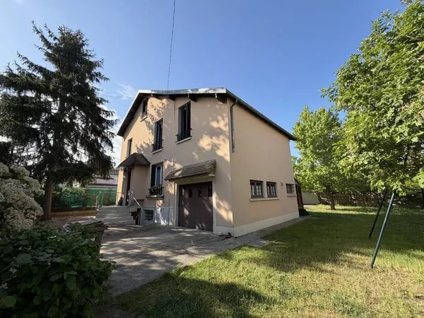 Maison familiale à Montesson.