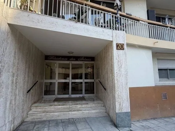 Local d'activité 52 m²