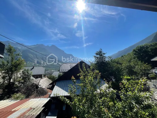 Maison 5 pièces 140 m²