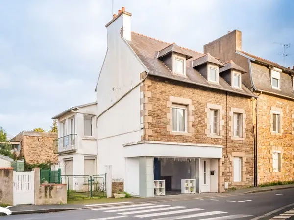 Maison 6 pièces 202 m²