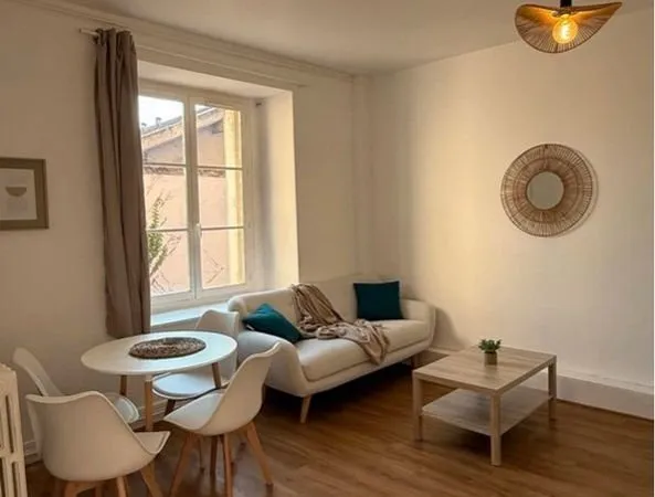 Appartement meublé T2 rénové
